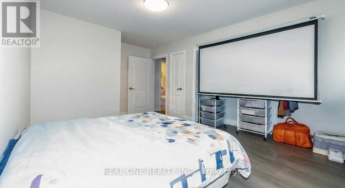 77 Leitchcroft Crescent E, Markham, Ontario  L3T 7T9 - Photo 13 - N12707396