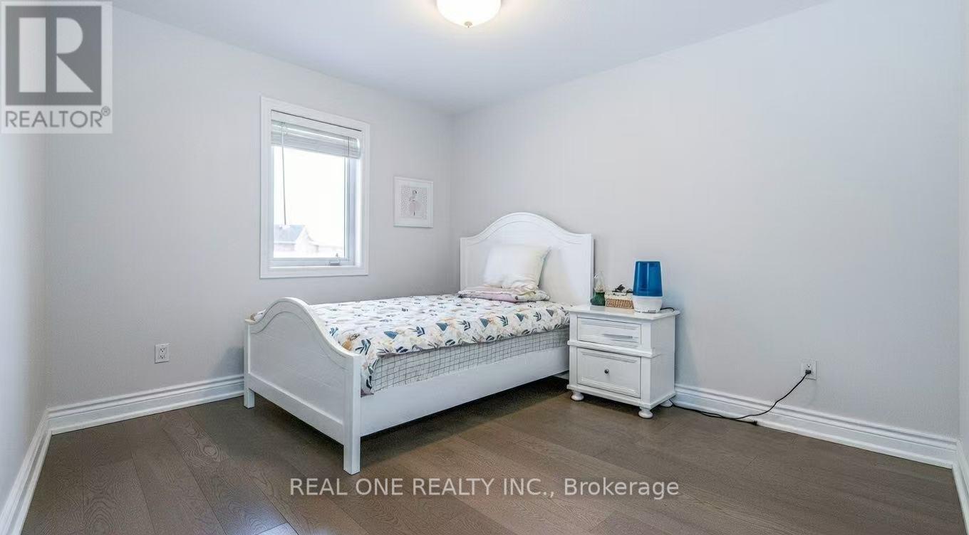 77 Leitchcroft Crescent E, Markham, Ontario  L3T 7T9 - Photo 6 - N12707396