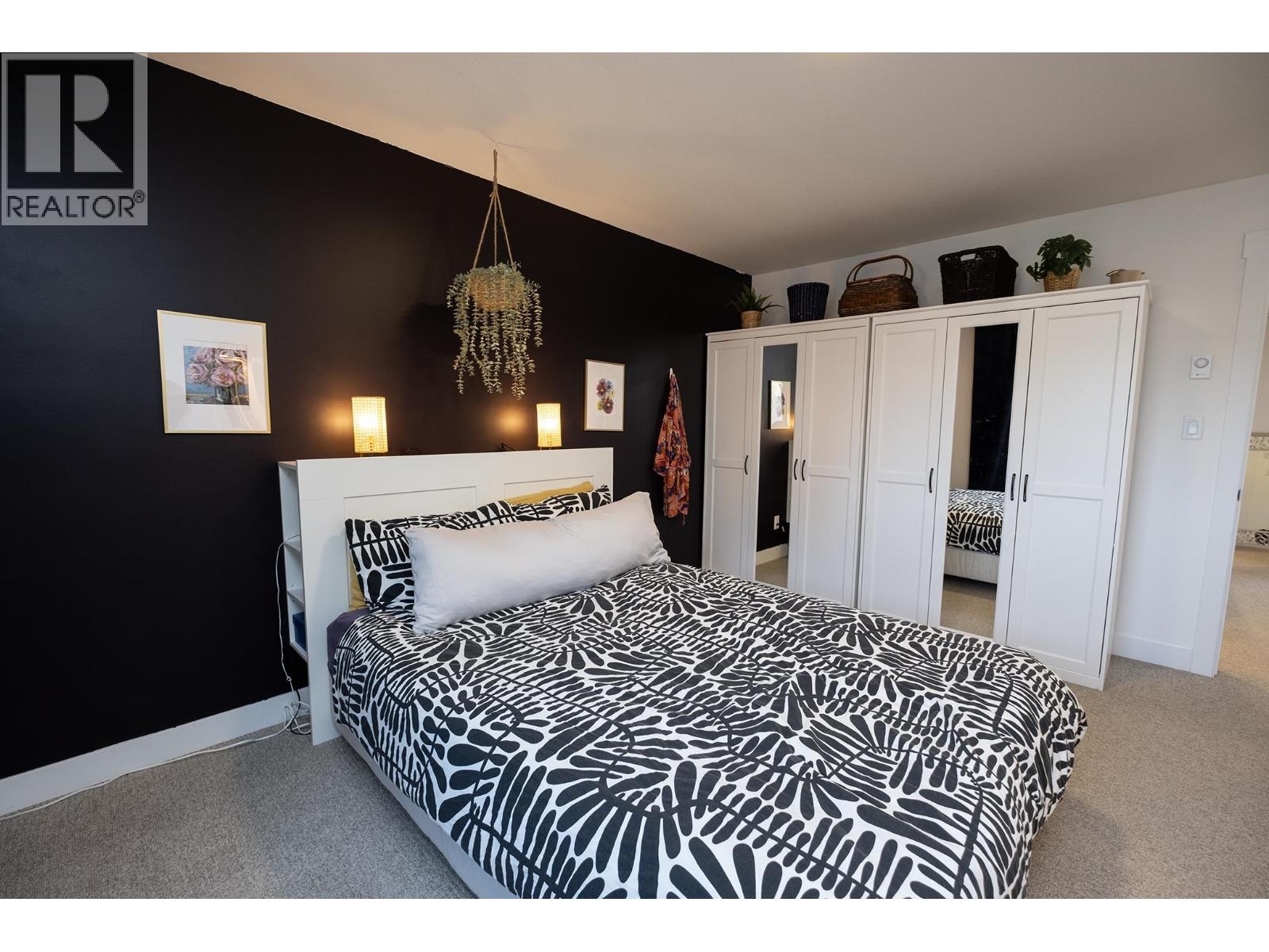 1078 Celia Crescent, Gibsons, British Columbia  V0N 1V7 - Photo 3 - R3080608