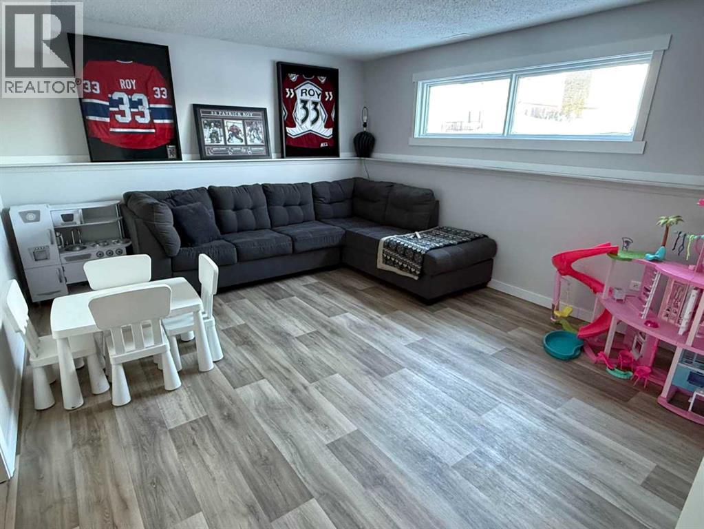 34 Wedow Drive, Whitecourt, Alberta  T7S 1B6 - Photo 20 - A2278953