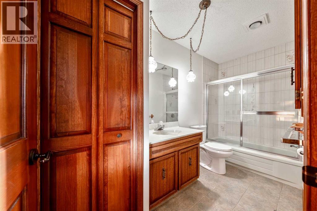 40 Edforth Road Nw, Calgary, Alberta  T3A 3V7 - Photo 20 - A2281259