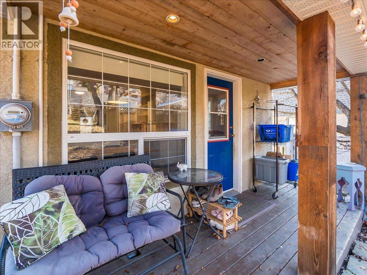 657 Shakespere Street, Warfield, British Columbia  V1R 2B1 - Photo 46 - 10373807