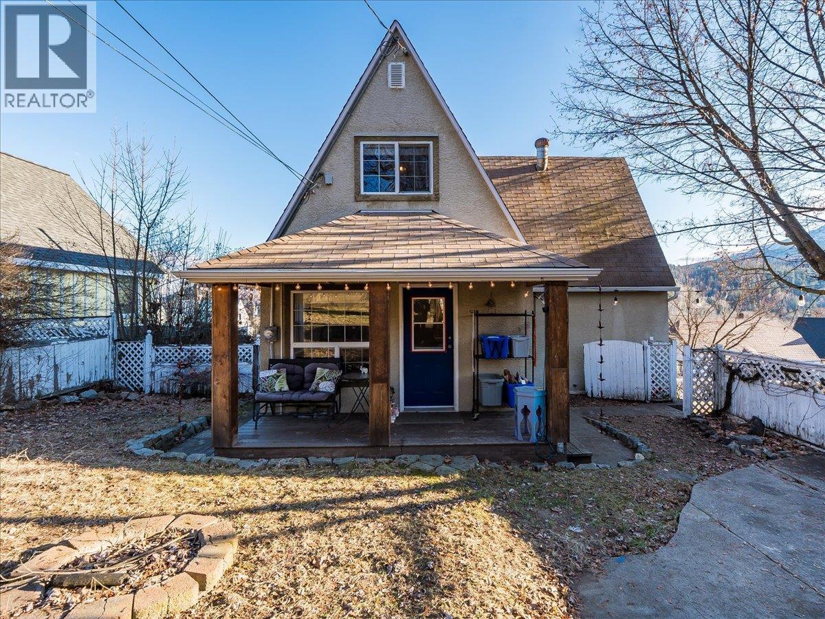 657 Shakespere Street, Warfield, British Columbia  V1R 2B1 - Photo 44 - 10373807