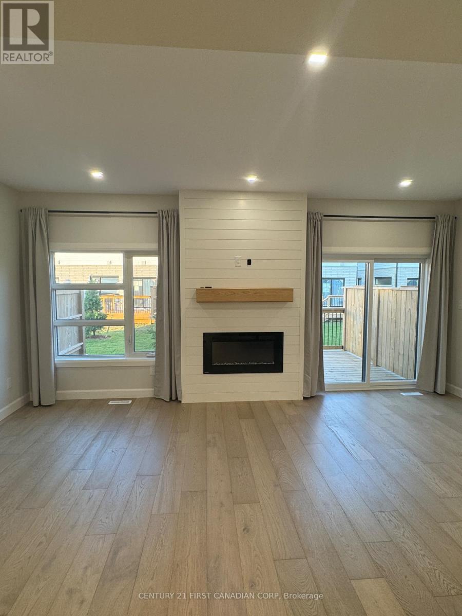 2358 Fair Oaks Boulevard S, London North, Ontario  N6G 0X4 - Photo 2 - X12728204