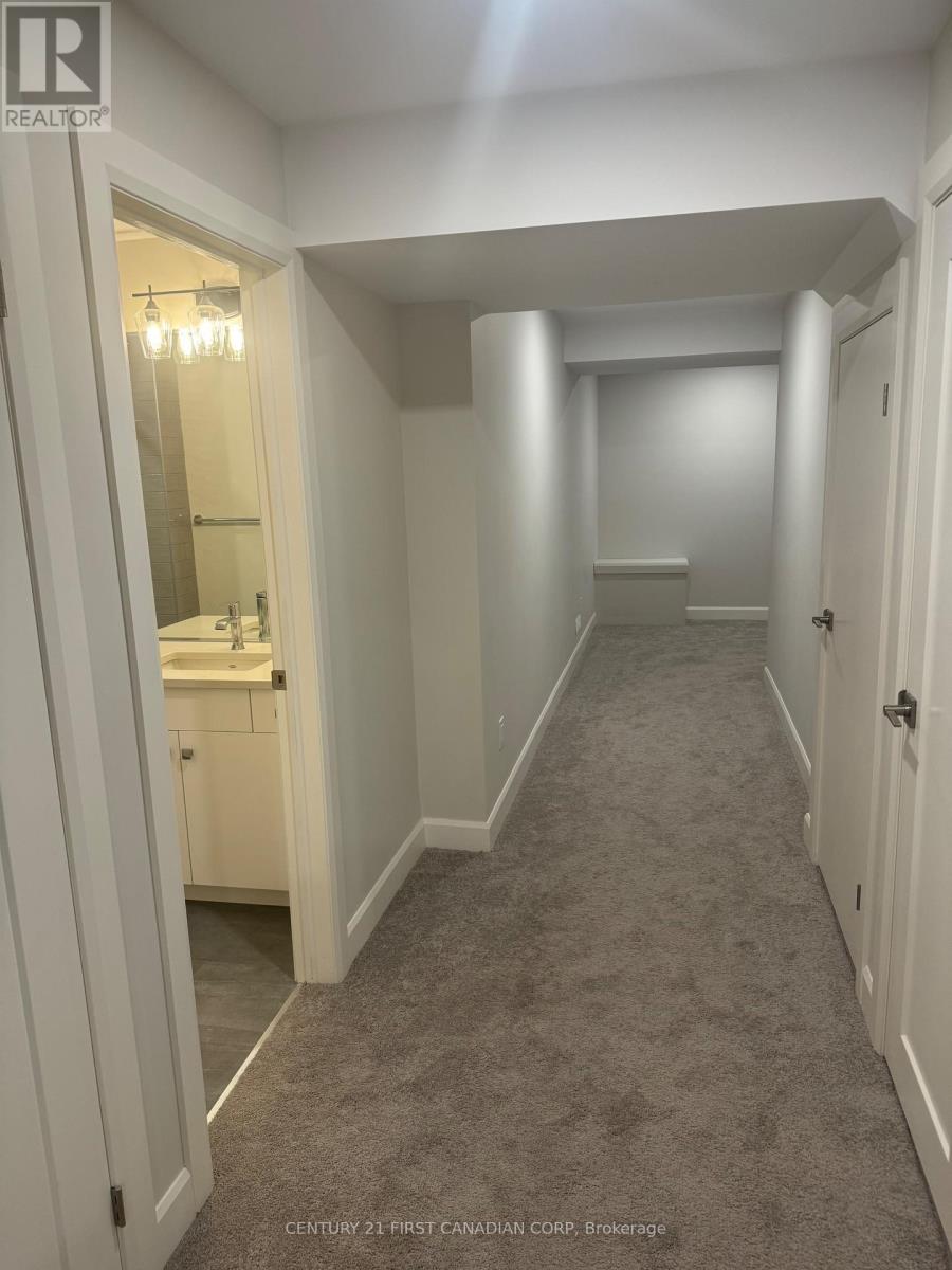 2358 Fair Oaks Boulevard S, London North, Ontario  N6G 0X4 - Photo 9 - X12728204