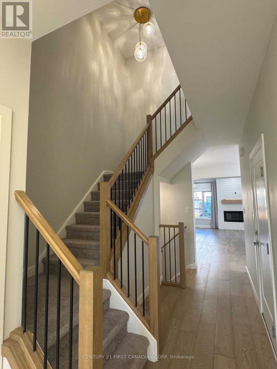 3 - 2358 Fair Oaks Boulevard S, London North, Ontario  N6G 0X4 - Photo 2 - X12728220