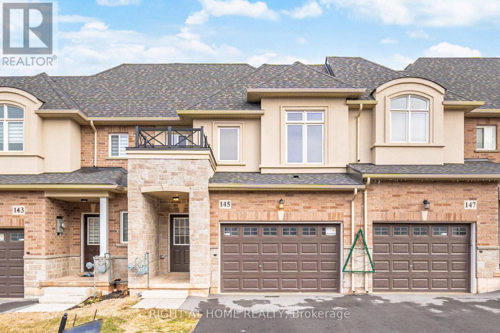 145 SONOMA LANE, Hamilton, Ontario