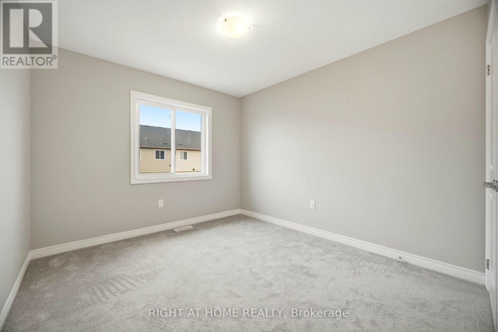 145 Sonoma Lane, Hamilton, Ontario  L8E 0J9 - Photo 18 - X12728216