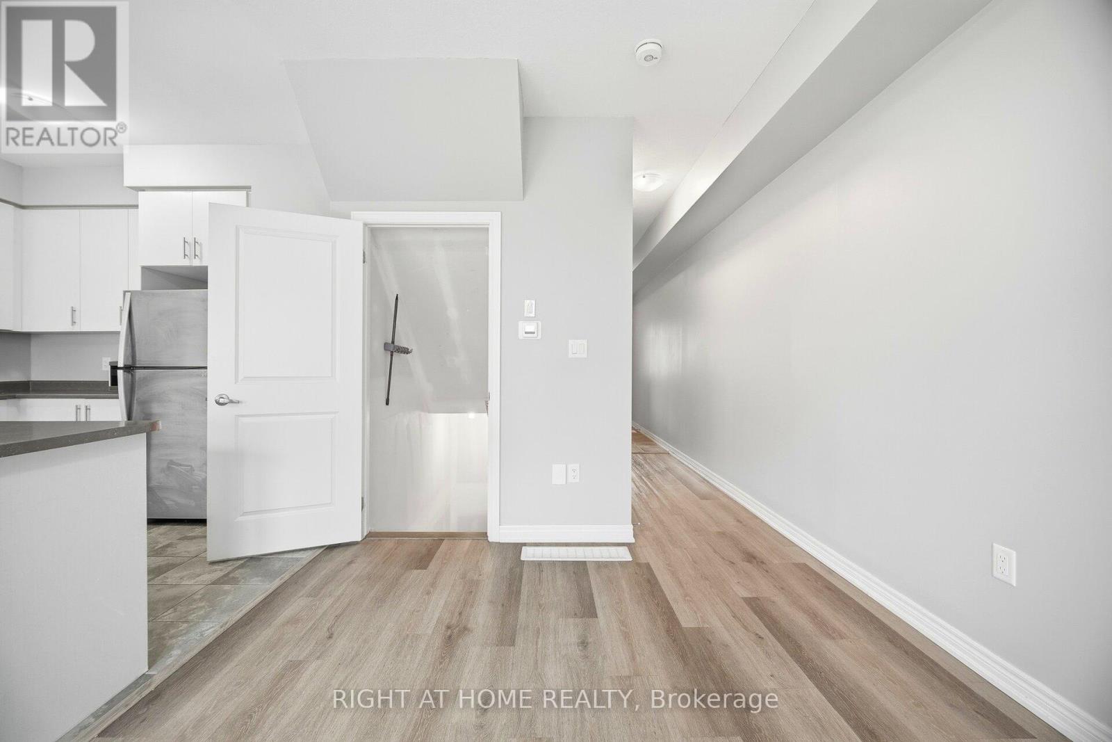 145 Sonoma Lane, Hamilton, Ontario  L8E 0J9 - Photo 24 - X12728216