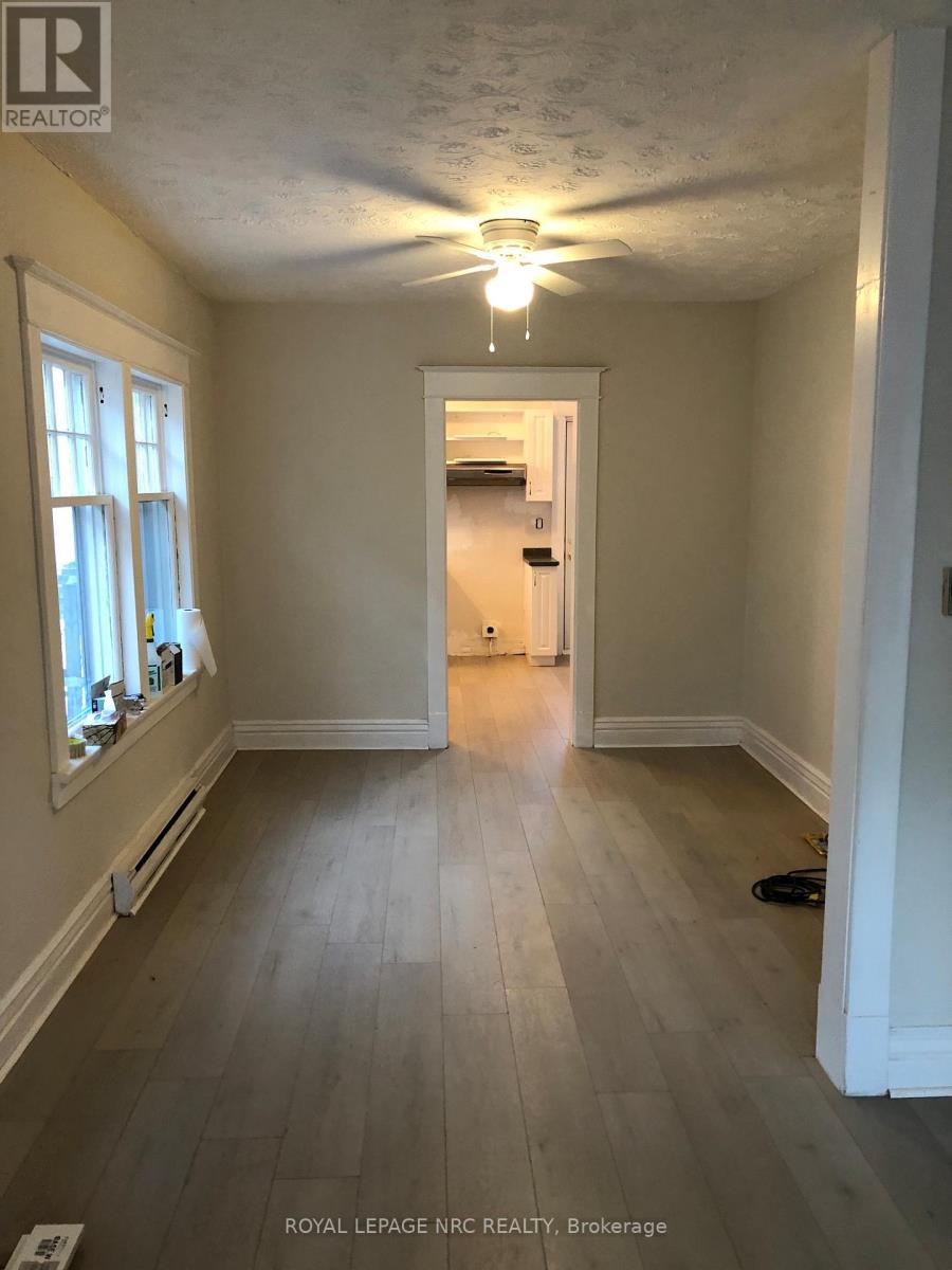 5055 Willmott Street N, Niagara Falls, Ontario  L2E 2A2 - Photo 13 - X12728238