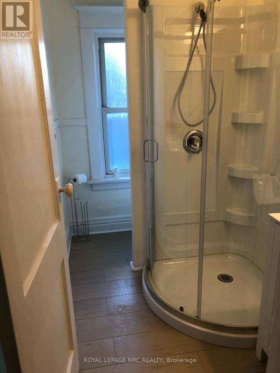 5055 Willmott Street N, Niagara Falls, Ontario  L2E 2A2 - Photo 9 - X12728238