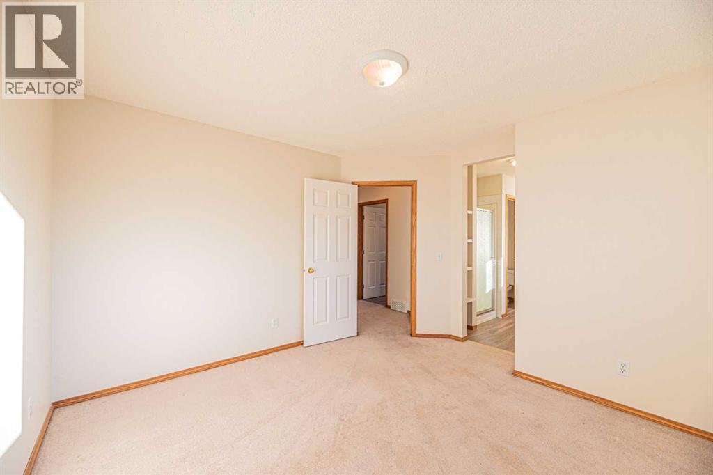 28 Martha's Meadow Place Ne, Calgary, Alberta T3J 4H6 - Photo 27 - A2268817