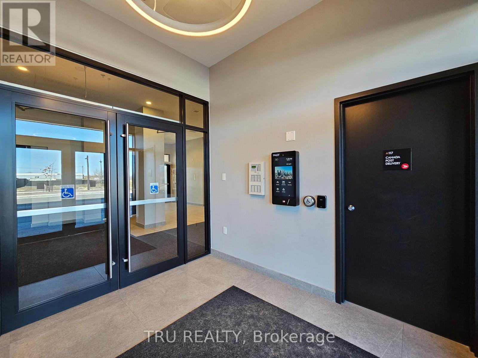 608 - 1350 Hemlock Road, Ottawa, Ontario  K1K 5C2 - Photo 4 - X12728258