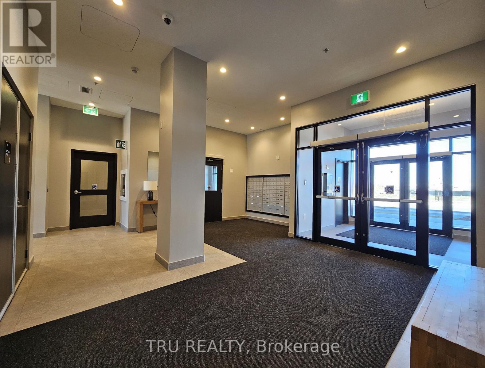 608 - 1350 Hemlock Road, Ottawa, Ontario  K1K 5C2 - Photo 6 - X12728258