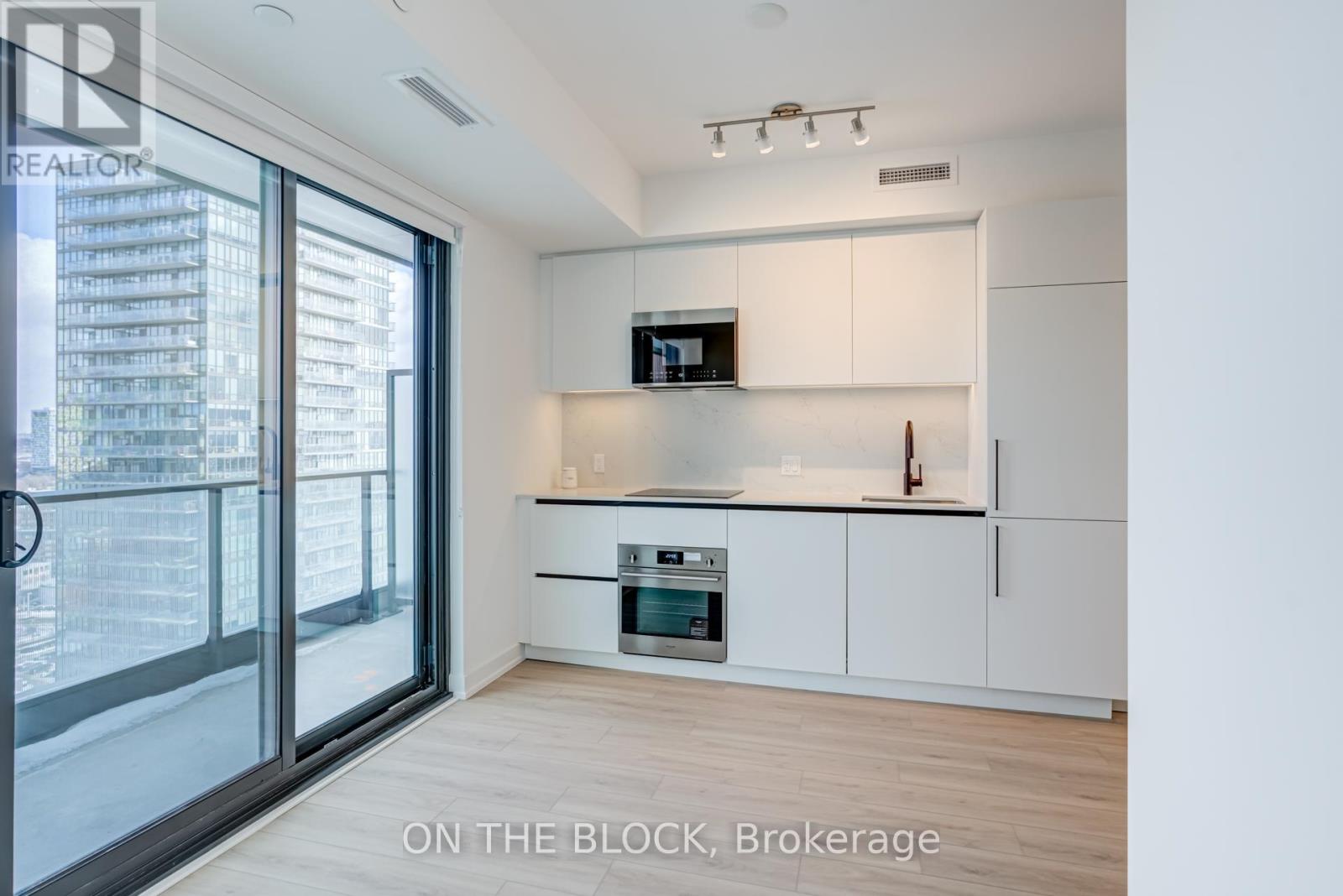 2209 - 35 PARLIAMENT STREET, Toronto, Ontario