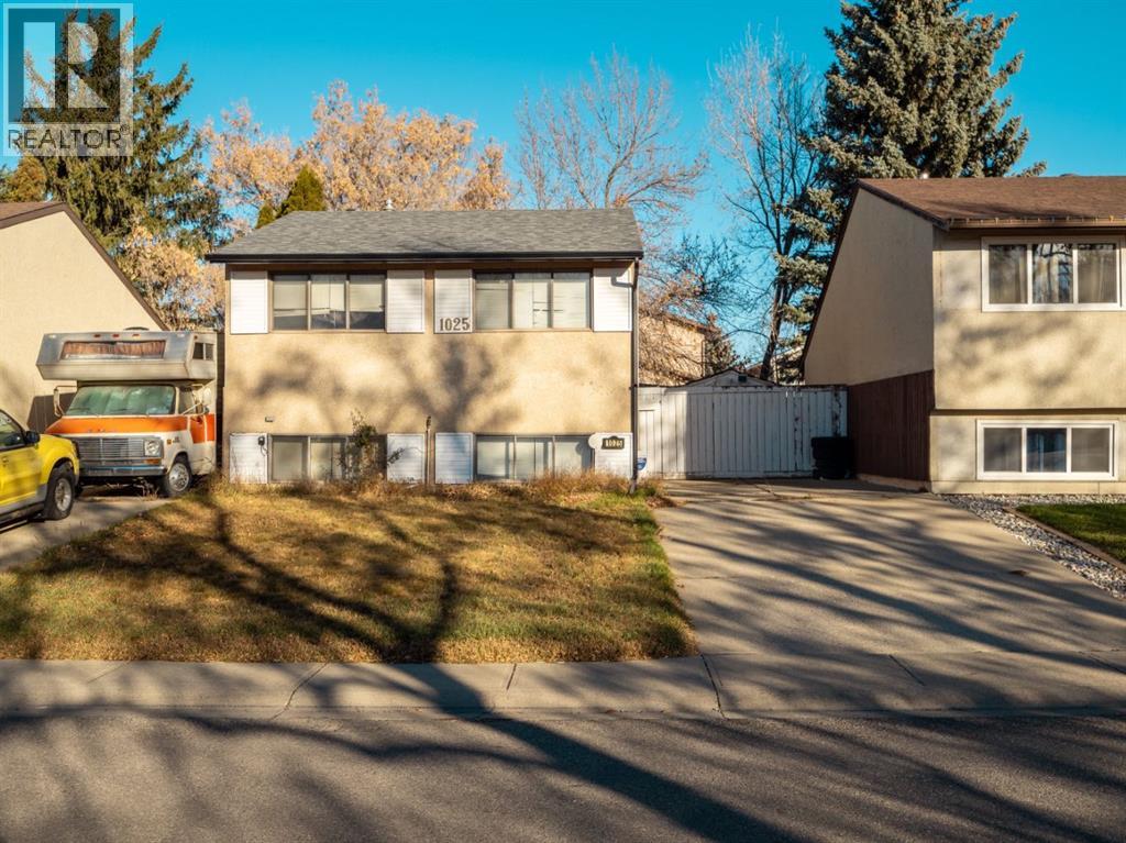 1025 St David Road N, Lethbridge, Alberta