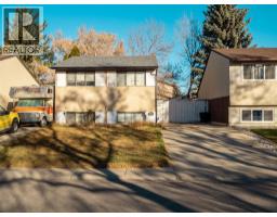 1025 St David Road N, Lethbridge, Alberta