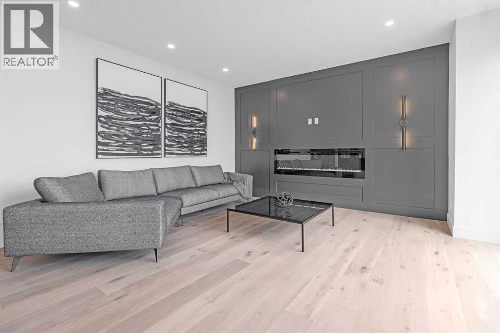 340 West Chestermere Drive, Chestermere, Alberta  T1X 1B2 - Photo 18 - A2278657