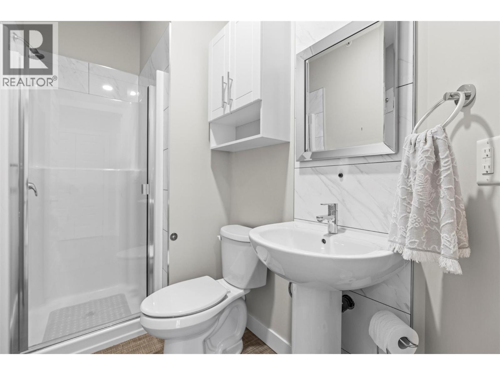 204 Vineyard Way, Vernon, British Columbia  V1H 1Z7 - Photo 10 - 10371226