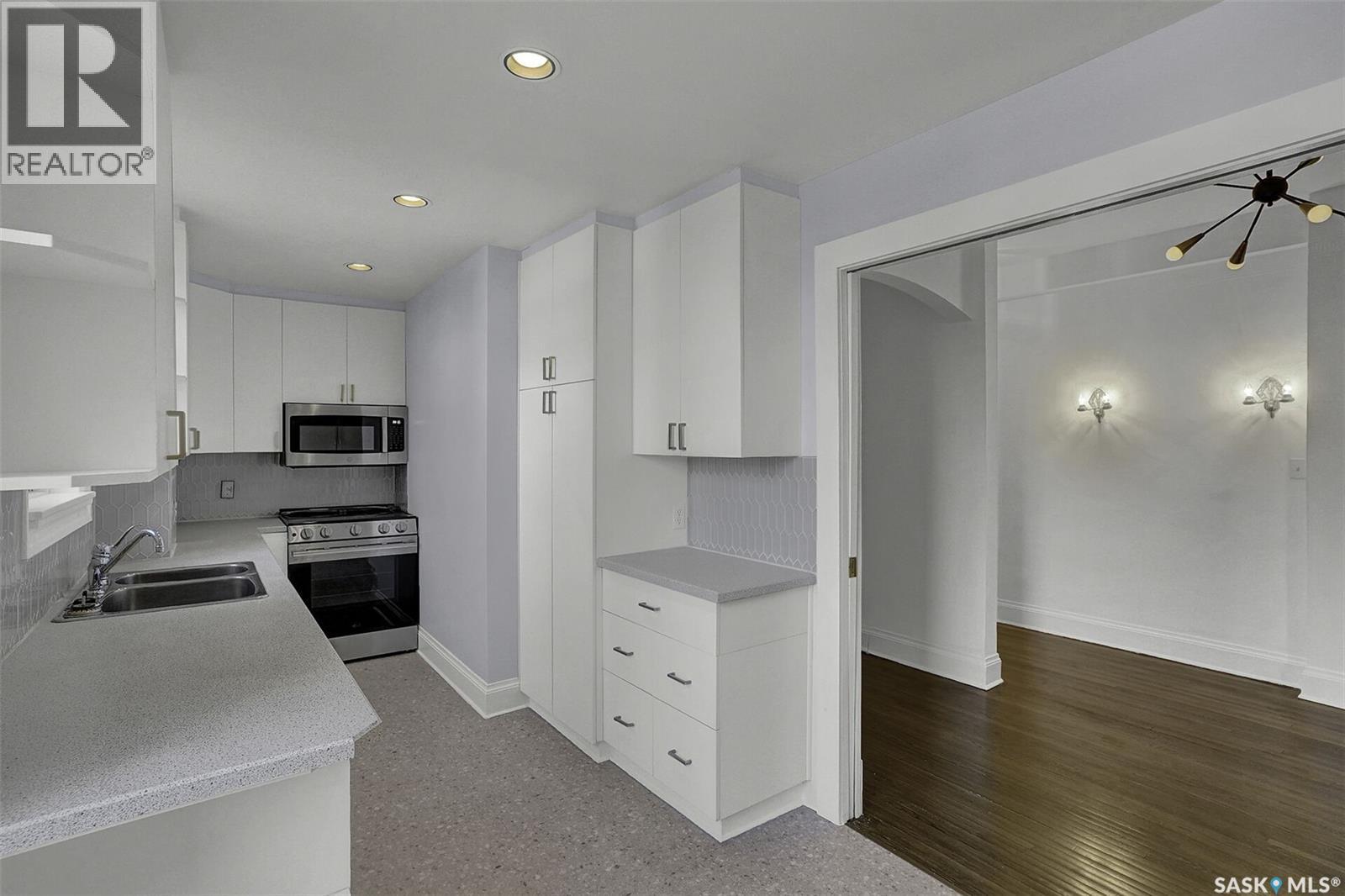 #209 2305 Victoria Avenue, Regina, Saskatchewan  S4P 0S7 - Photo 14 - SK027228