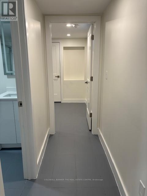 B - 8 YORK STREET, Ajax, Ontario