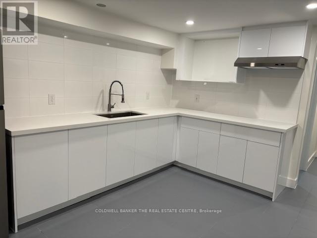 B - 8 York Street, Ajax, Ontario  L1S 1S8 - Photo 2 - E12728280