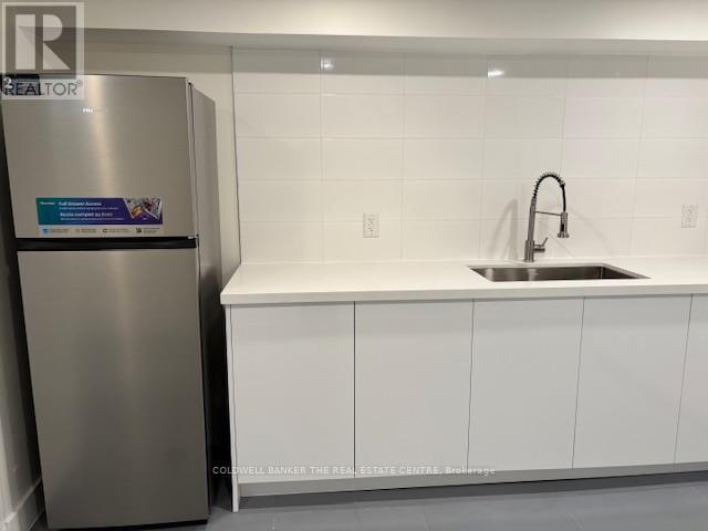 B - 8 York Street, Ajax, Ontario  L1S 1S8 - Photo 4 - E12728280