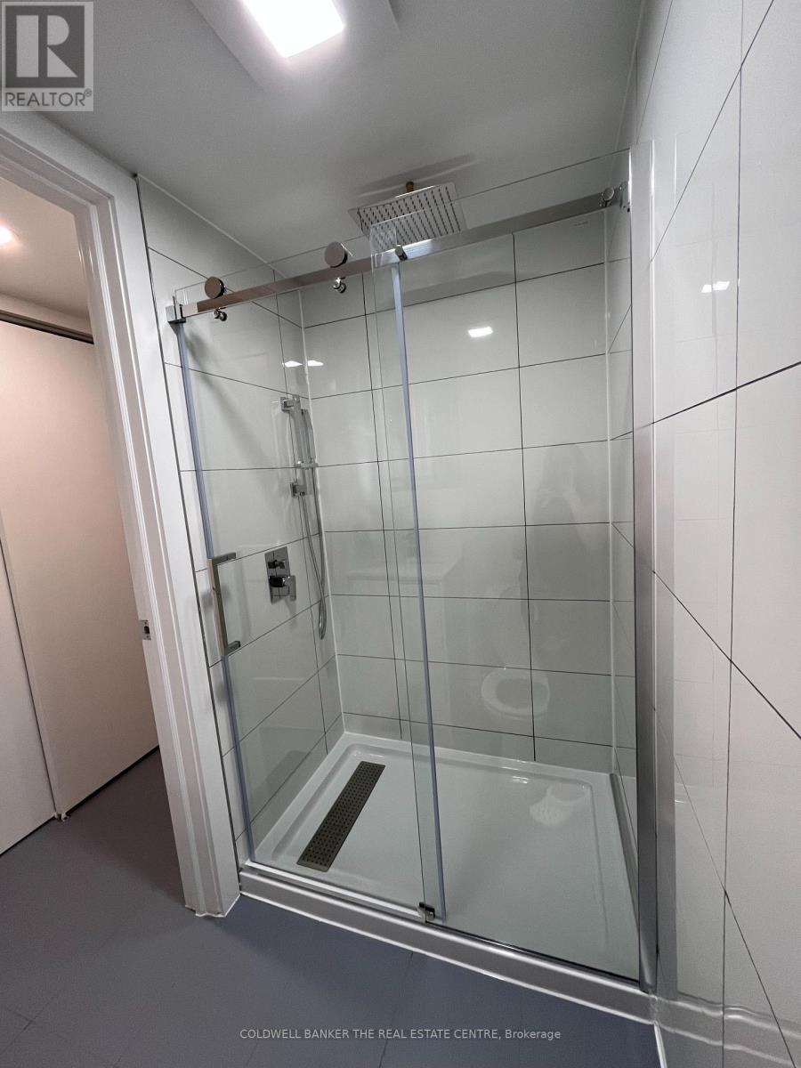 B - 8 York Street, Ajax, Ontario  L1S 1S8 - Photo 5 - E12728280