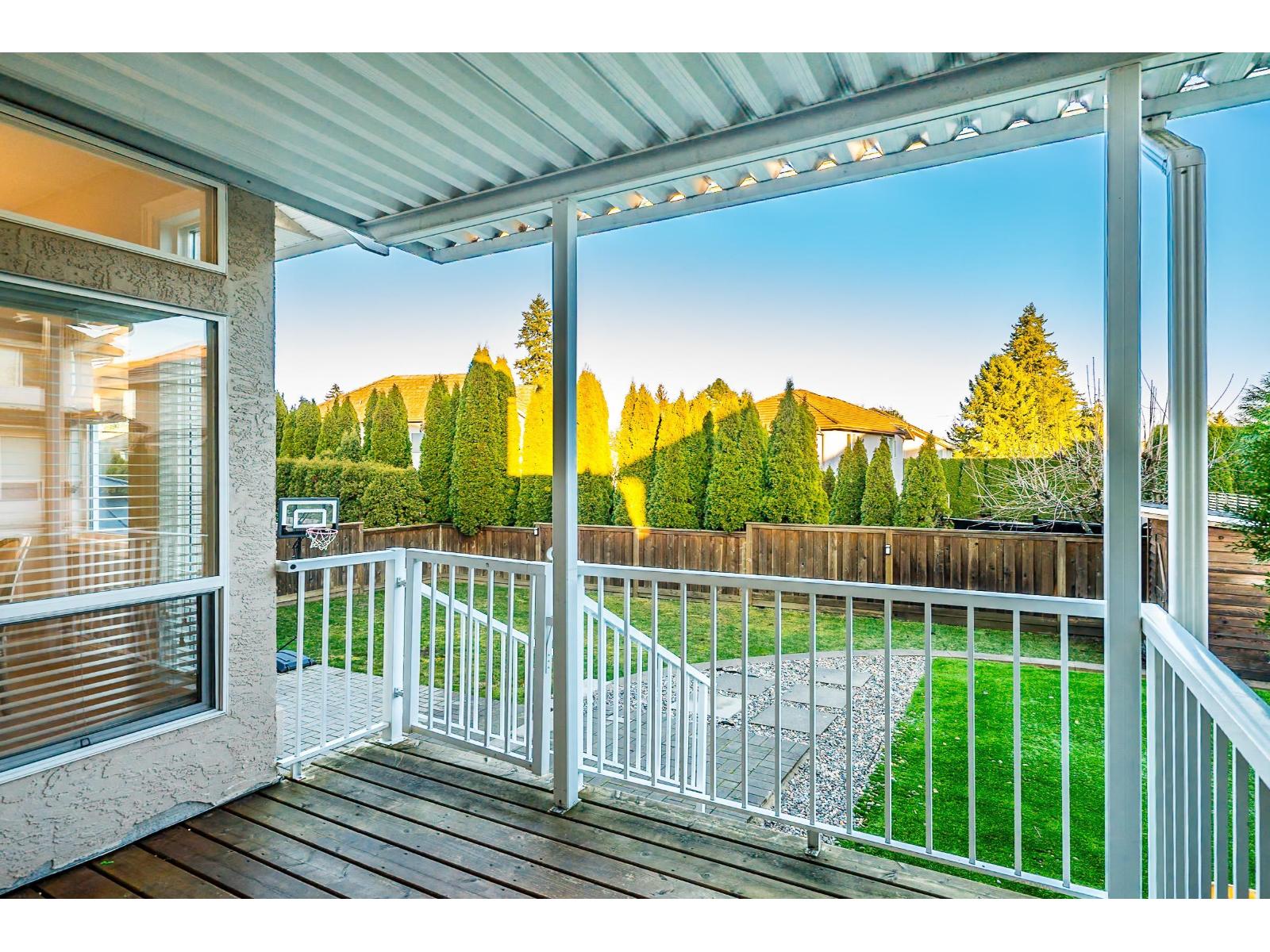 10820 164 Street, Surrey, British Columbia  V4N 5B8 - Photo 38 - R3082147