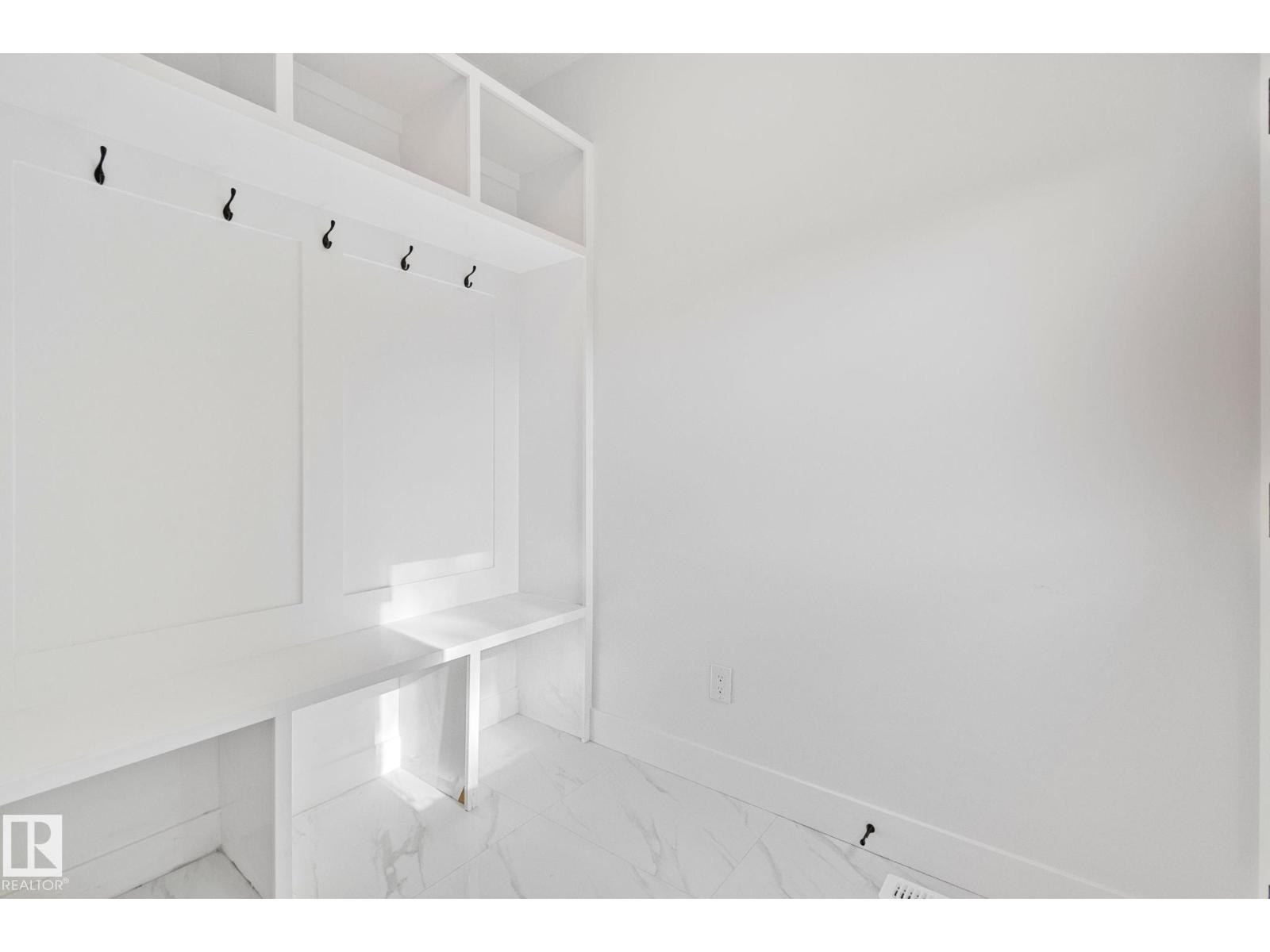 Unknown Address, ,    - Photo 11 - E4469837