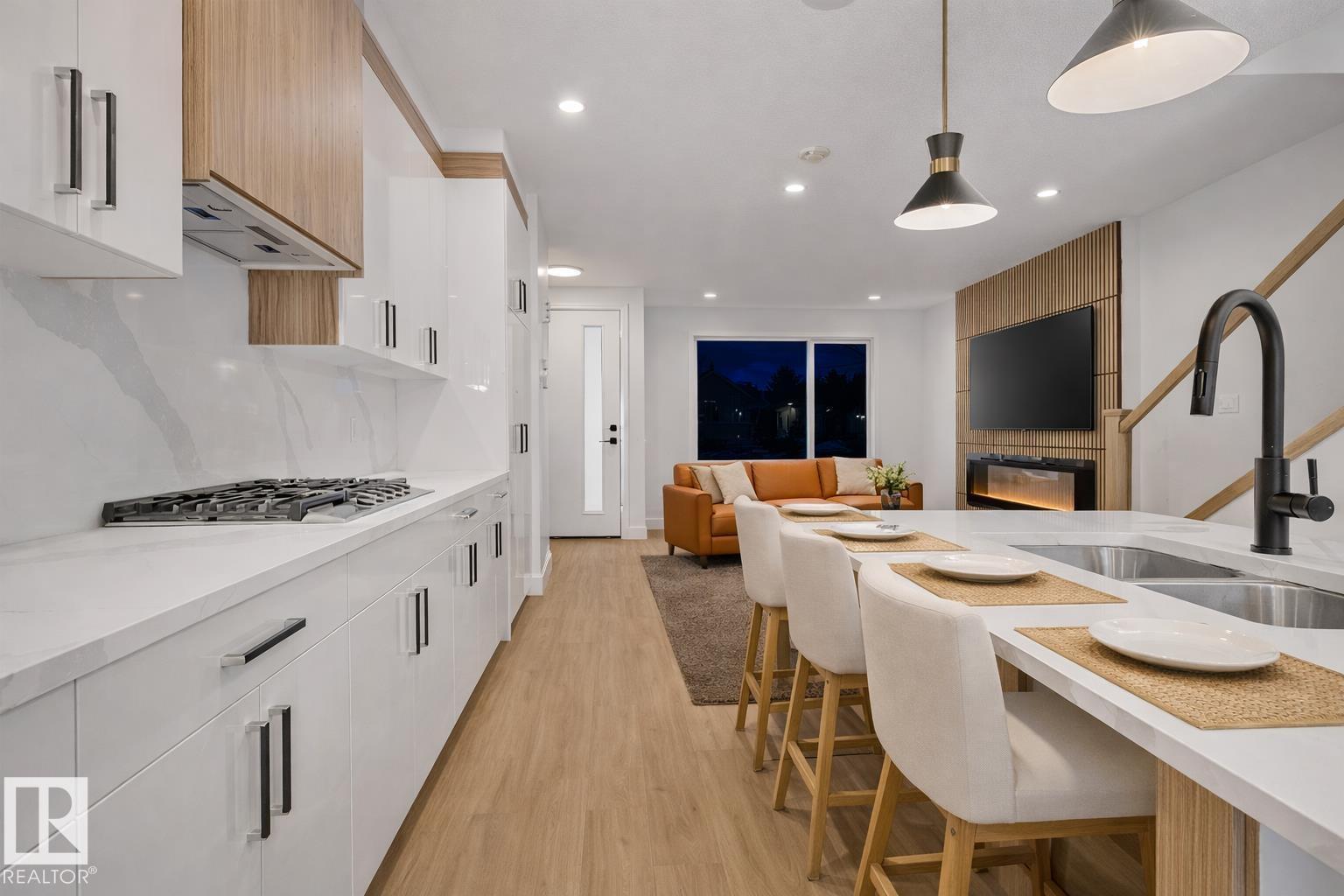 Unknown Address, ,    - Photo 2 - E4469837