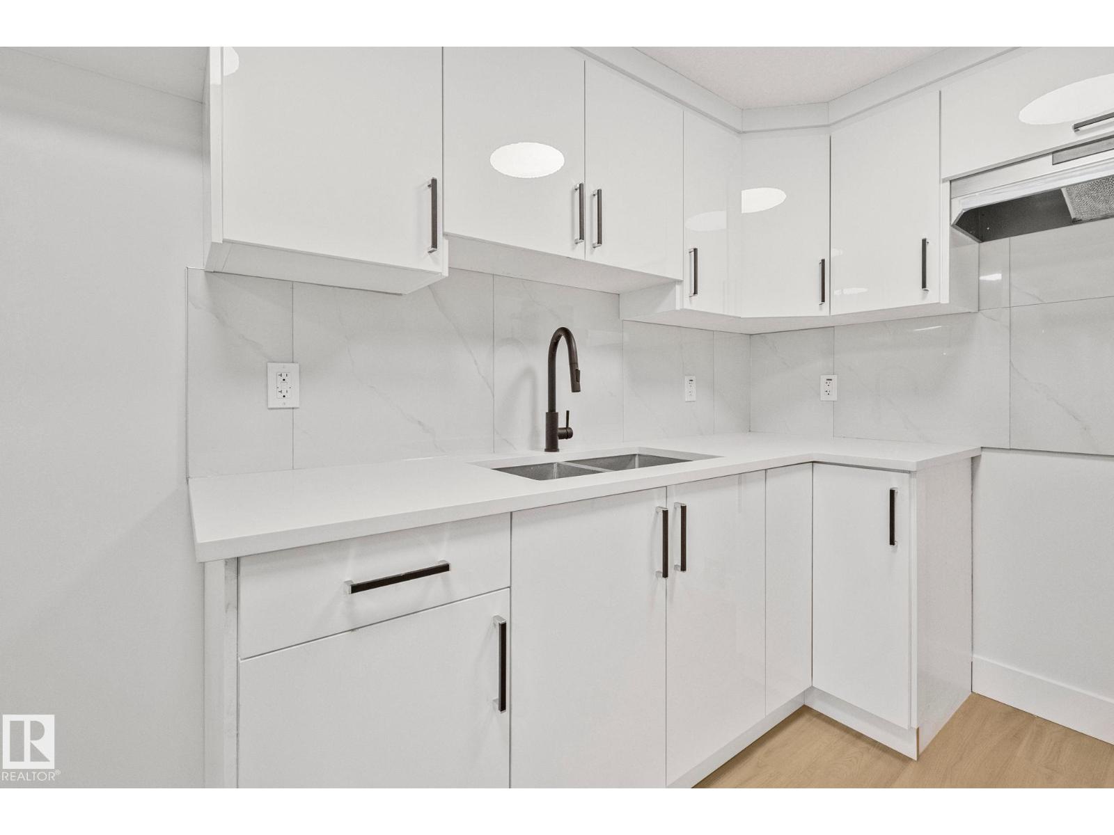 Unknown Address, ,    - Photo 28 - E4469837