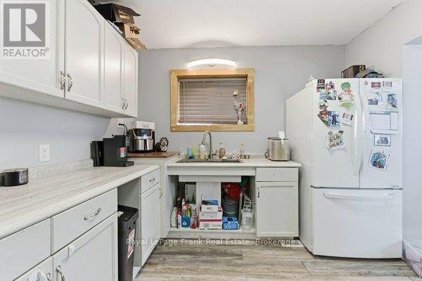 241 Bellevue Drive, Quinte West, Ontario  K8N 4Z5 - Photo 34 - X12726308