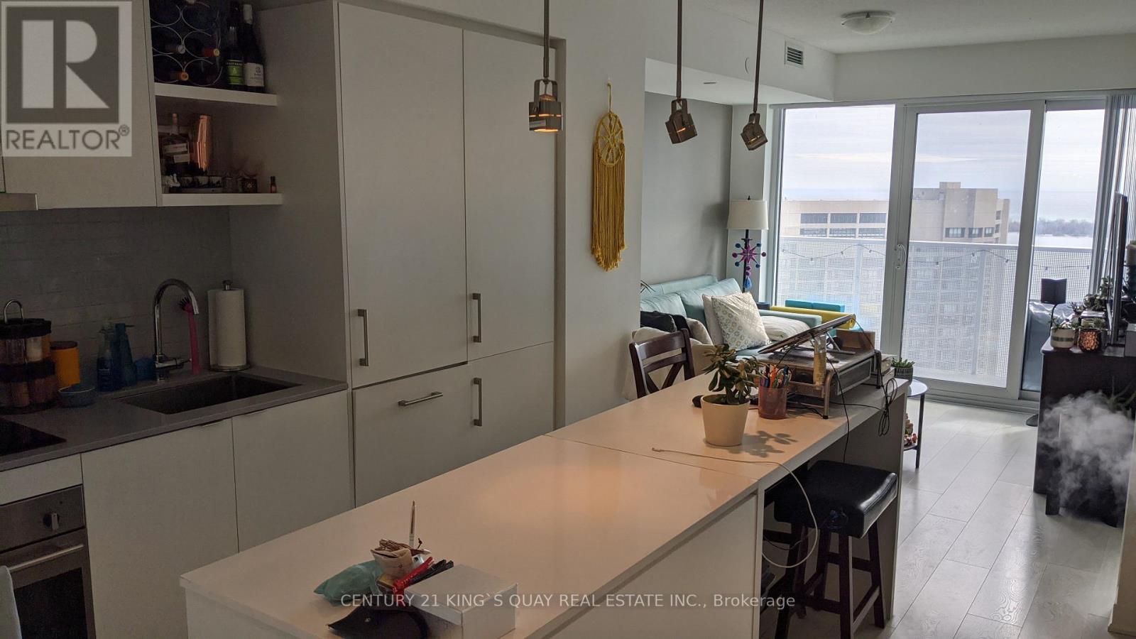 3609-88 Harbour Street, Toronto, Ontario  M5J 1B7 - Photo 2 - C12728286