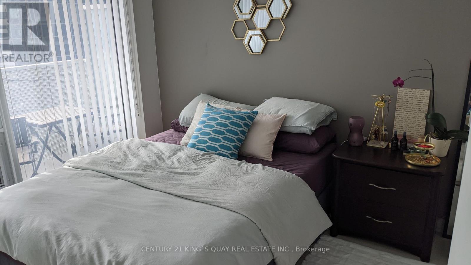 3609-88 Harbour Street, Toronto, Ontario  M5J 1B7 - Photo 4 - C12728286