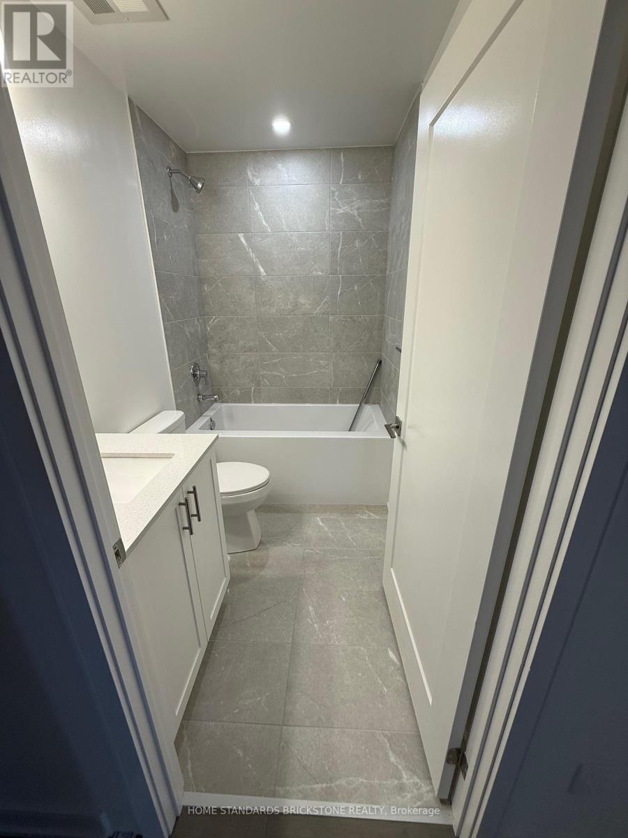 B1404-715 Davis Drive, Newmarket, Ontario  L3Y 0J2 - Photo 11 - N12728298