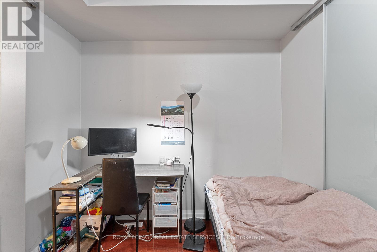 1606 - 220 Victoria Street, Toronto, Ontario  M5B 2R6 - Photo 13 - C12607354