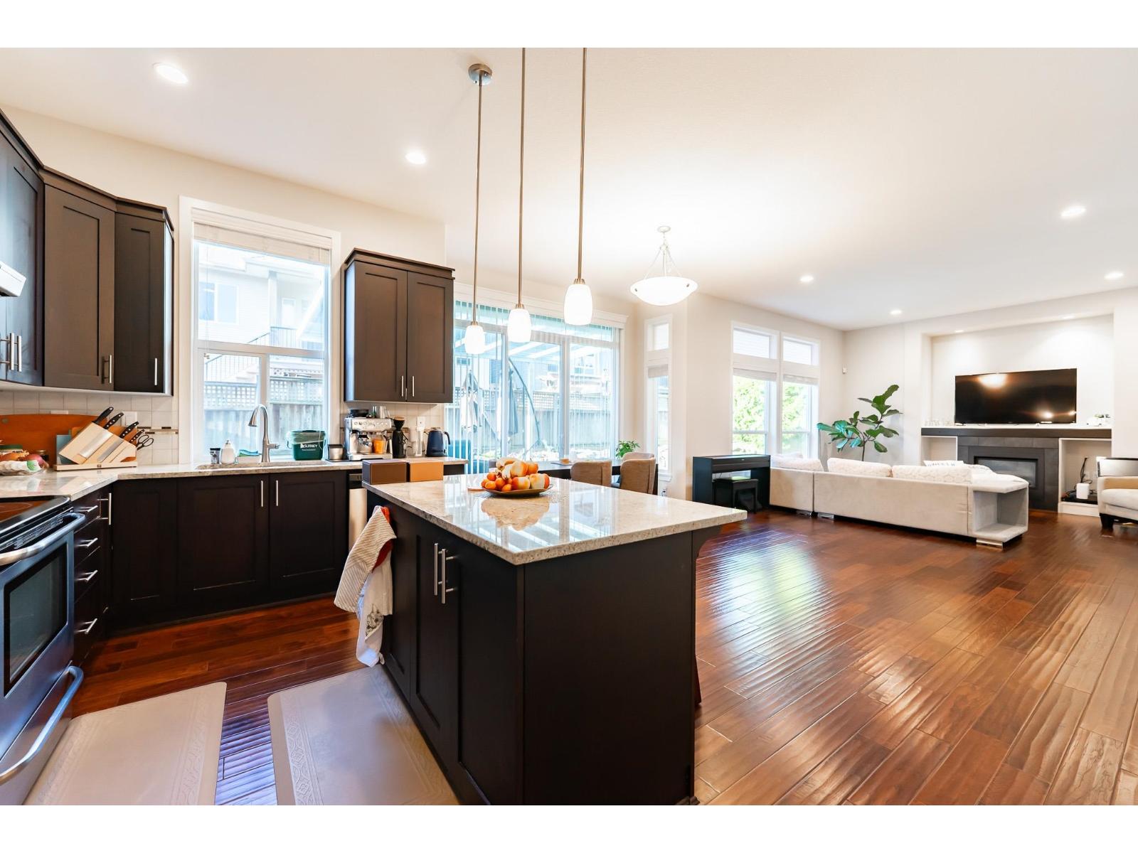 16919 79 Avenue, Surrey, British Columbia  V4N 6L4 - Photo 6 - R3075376