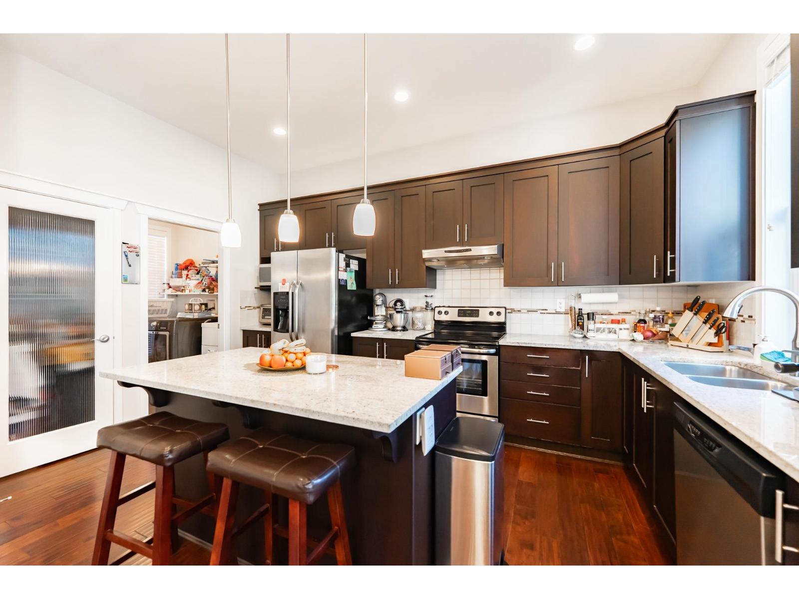 16919 79 Avenue, Surrey, British Columbia  V4N 6L4 - Photo 4 - R3075376