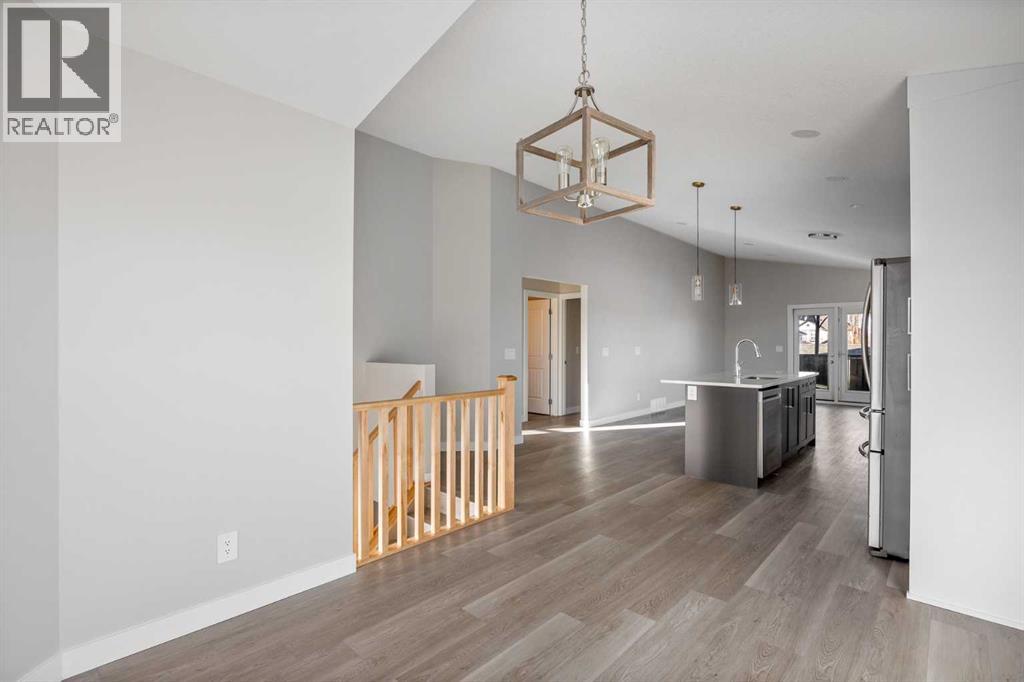 57 Luxstone Crescent Sw, Airdrie, Alberta  T4B 2W7 - Photo 11 - A2281014