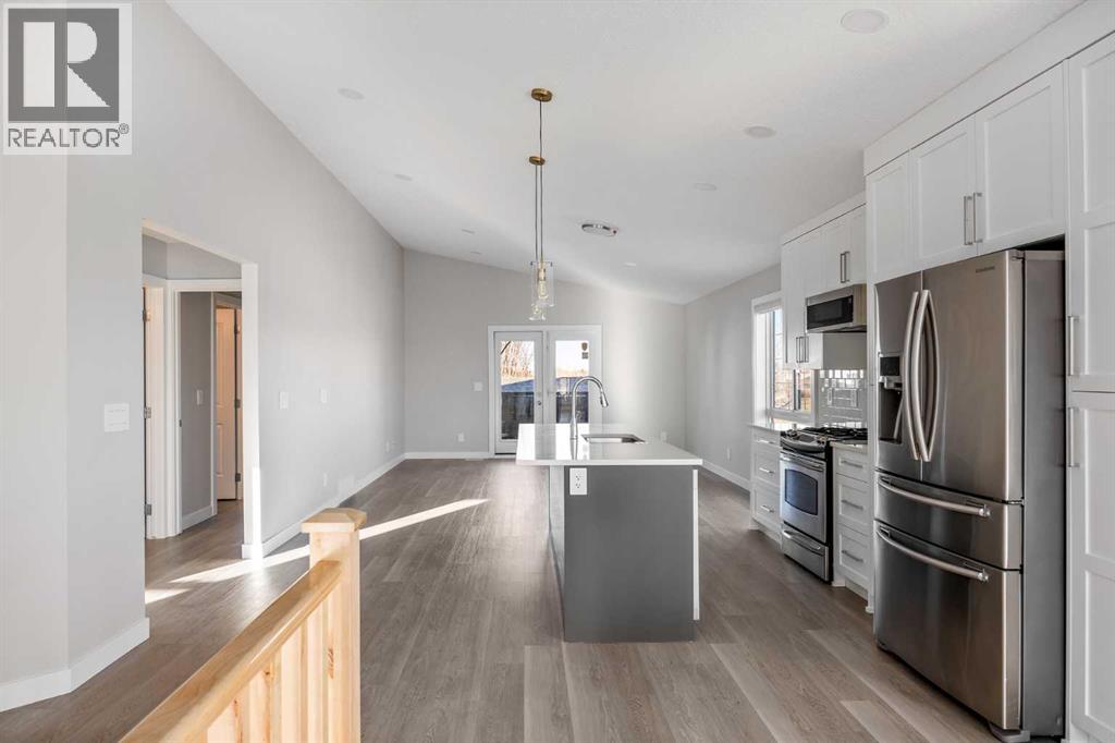 57 Luxstone Crescent Sw, Airdrie, Alberta  T4B 2W7 - Photo 12 - A2281014