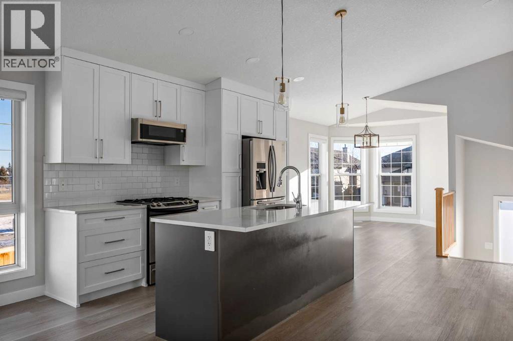 57 Luxstone Crescent Sw, Airdrie, Alberta  T4B 2W7 - Photo 13 - A2281014