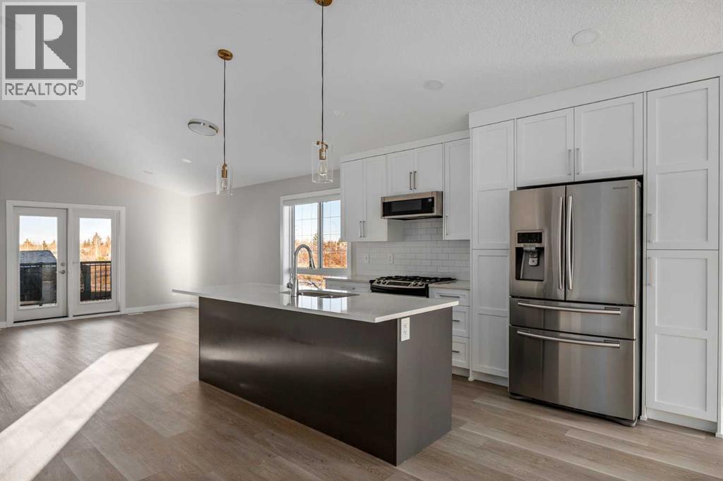 57 Luxstone Crescent Sw, Airdrie, Alberta  T4B 2W7 - Photo 5 - A2281014