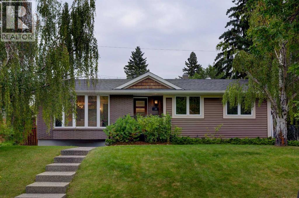 82 Gladys Ridge Road SW, Calgary, Alberta