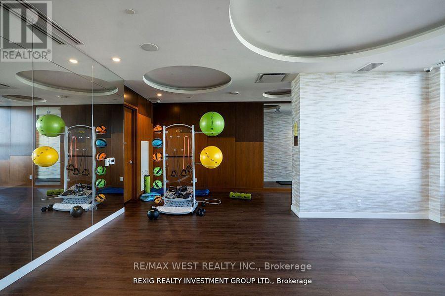 404 - 70 Annie Craig Drive, Toronto, Ontario  M8V 0G2 - Photo 6 - W12728318