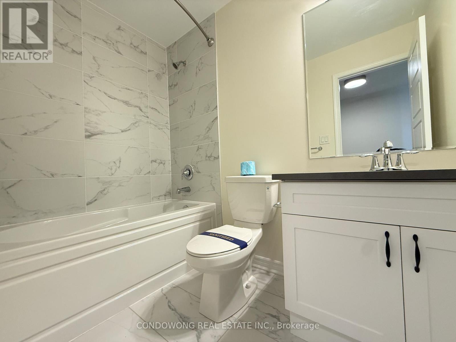 101 Avani Avenue, Markham, Ontario  L6C 3S6 - Photo 10 - N12711134