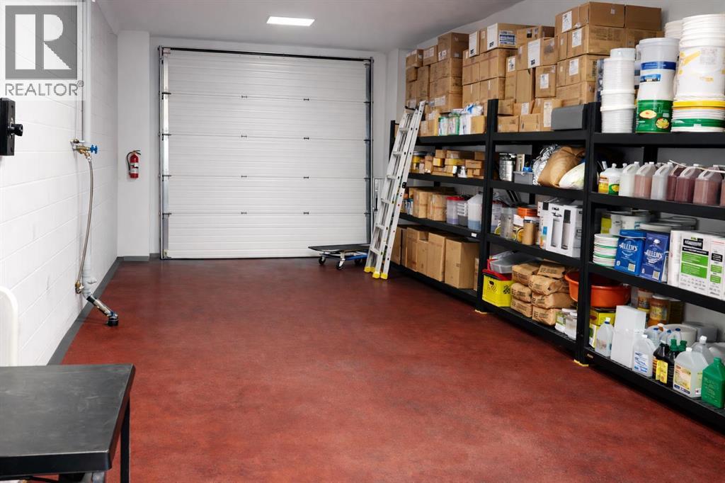 87 A St Nw, Edmonton, Alberta  T6E 5Z1 - Photo 3 - A2281643