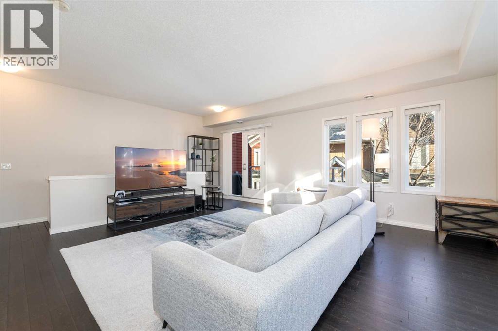 917 Auburn Bay Square Se, Calgary, Alberta  T3M 0Y7 - Photo 4 - A2278760