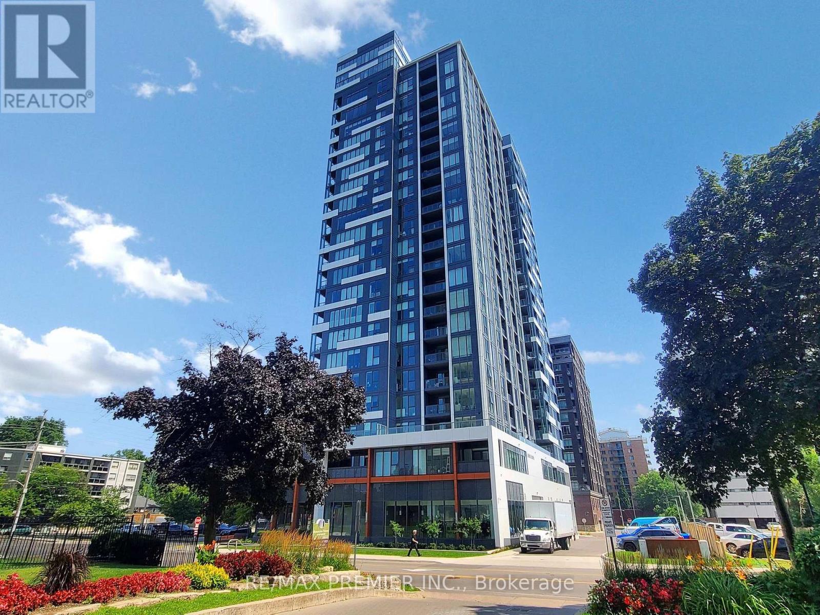 2003 - 500 BROCK AVENUE, Burlington, Ontario