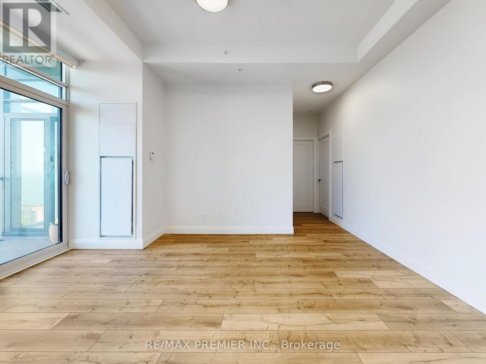 2003 - 500 Brock Avenue, Burlington, Ontario  L7S 1N1 - Photo 7 - W12727752